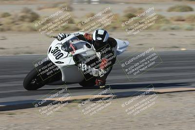 media/Sep-20-2025-Race Pace (Sat) [[d4e1b33f4d]]/Non Verified/Turn 4 Inside (8am)/